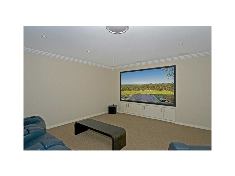 15 Guara Grove East, Pimpama QLD 4209