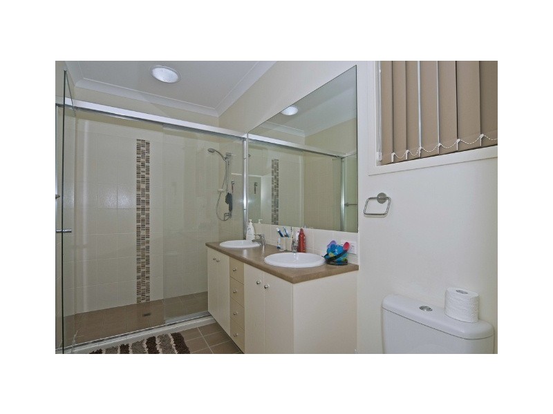 10 Flaxton Street, Ormeau QLD 4208