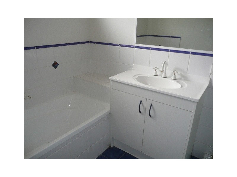 58 Tallagandra Road, Beenleigh QLD 4207