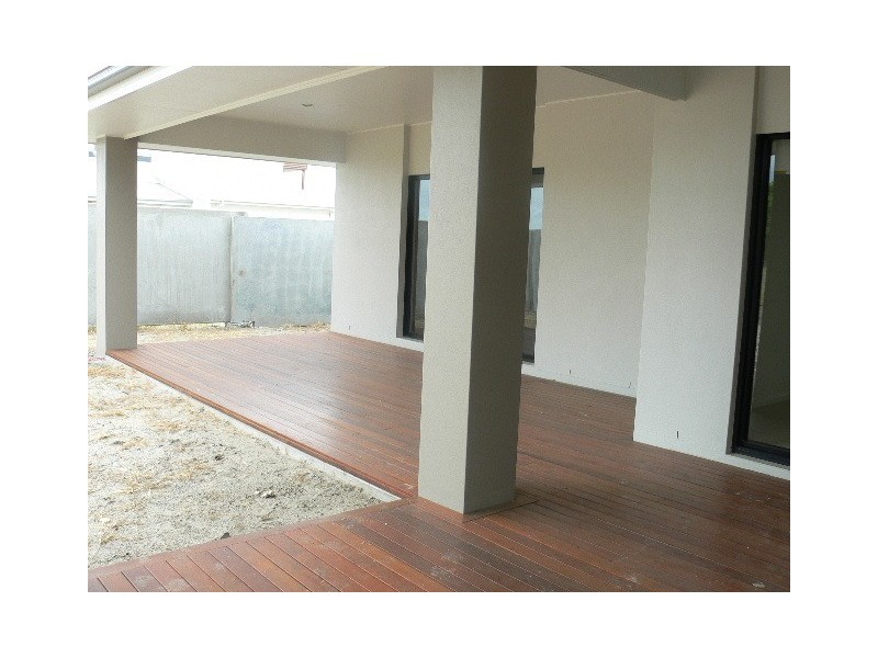 40 Marina Parade, Jacobs Well QLD 4208