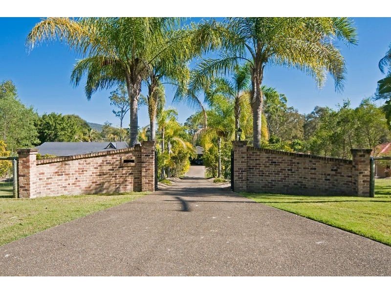 4 Renford Court, Ormeau QLD 4208