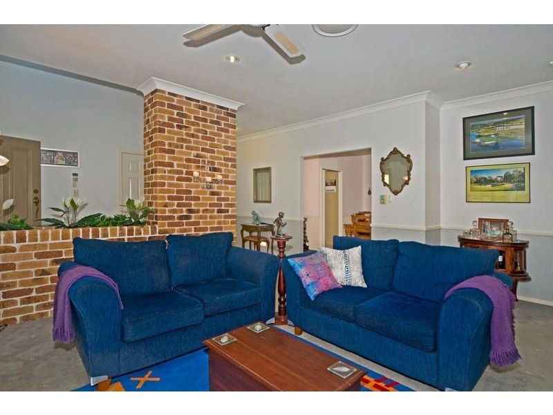 4 Renford Court, Ormeau QLD 4208