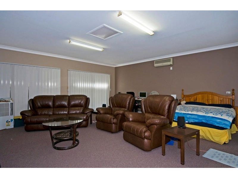 4 Renford Court, Ormeau QLD 4208