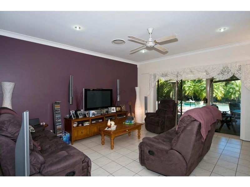 4 Renford Court, Ormeau QLD 4208