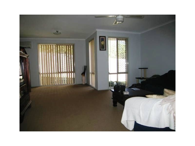 Edens Landing QLD 4207