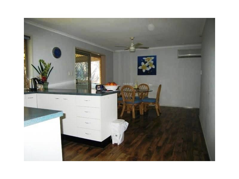 Edens Landing QLD 4207