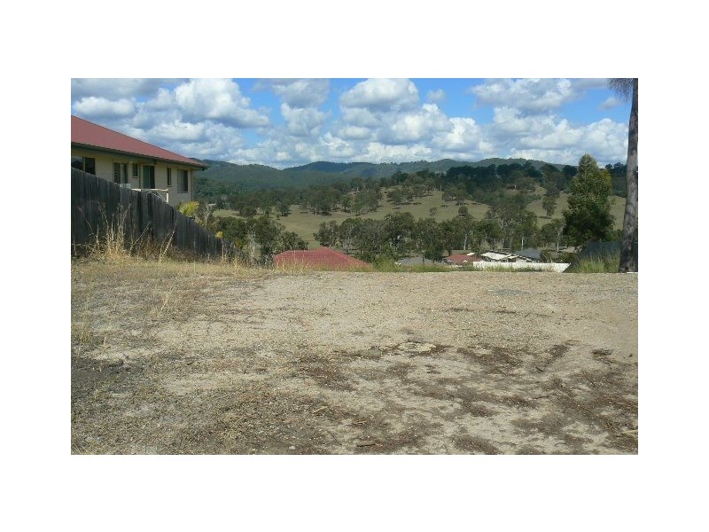 24 Sir Charles Holm Drive, Ormeau QLD 4208