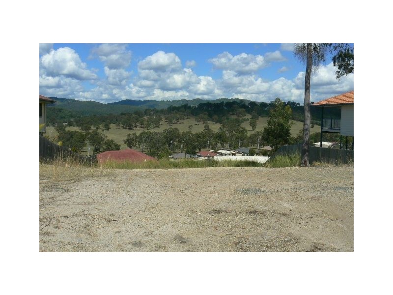 24 Sir Charles Holm Drive, Ormeau QLD 4208