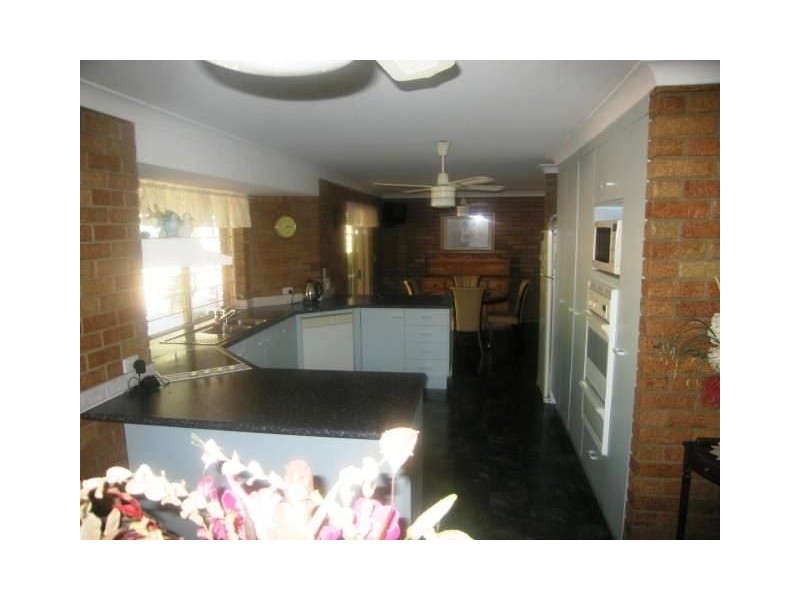 39 Sears Rd, Yatala QLD 4207