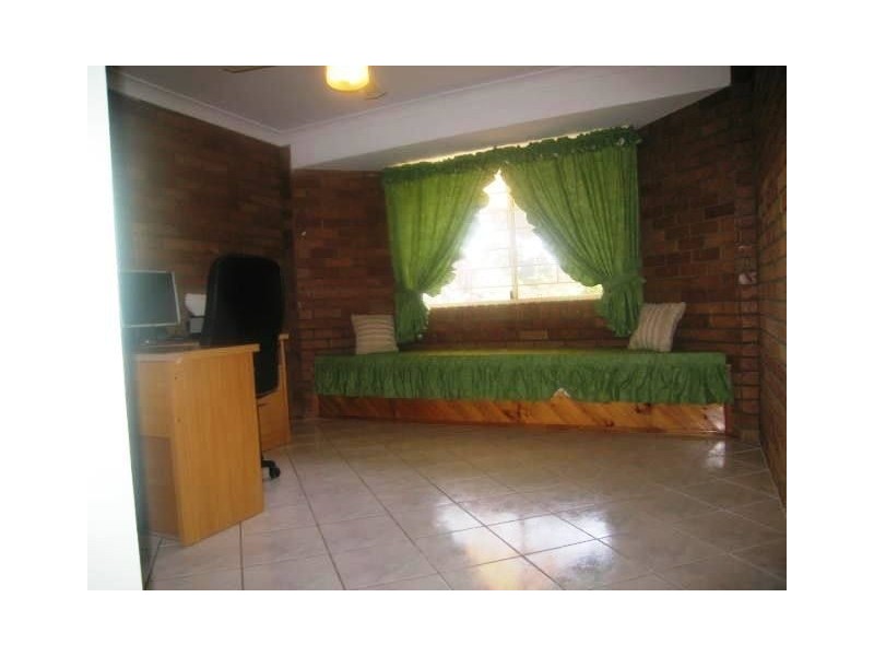 39 Sears Rd, Yatala QLD 4207