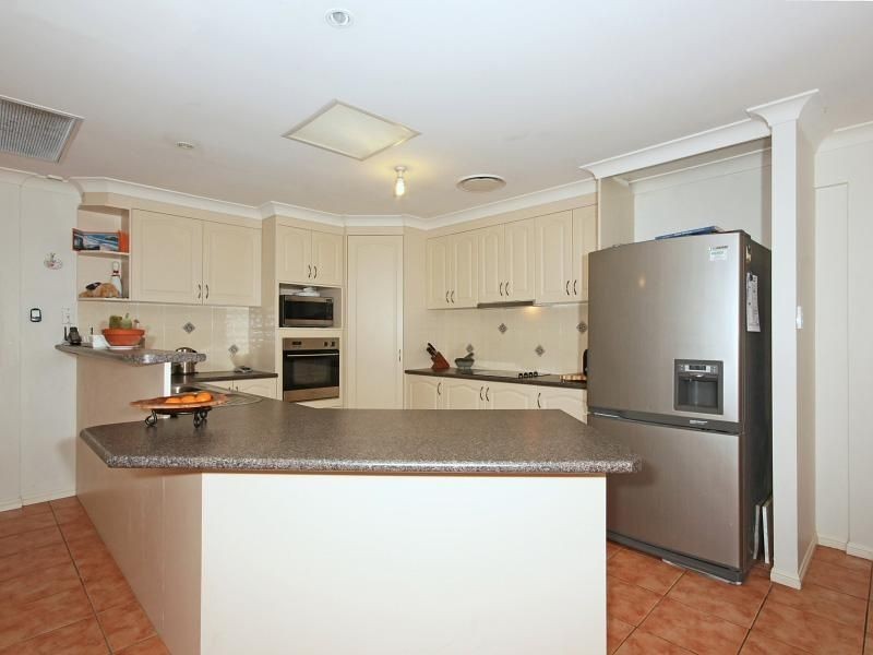 25-27 Kristy Court, Yatala QLD 4207