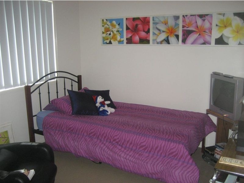 9 Cranberrie Cr, Pimpama QLD 4209