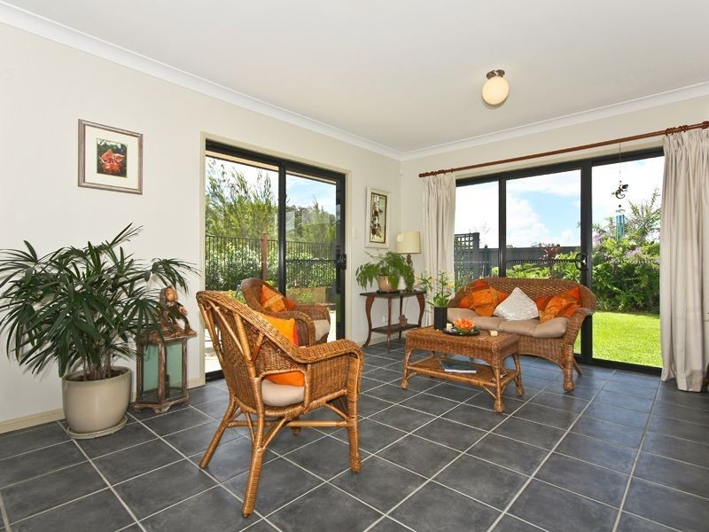 6 Greenleaf St, Upper Coomera QLD 4209