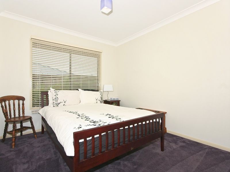 6 Greenleaf St, Upper Coomera QLD 4209