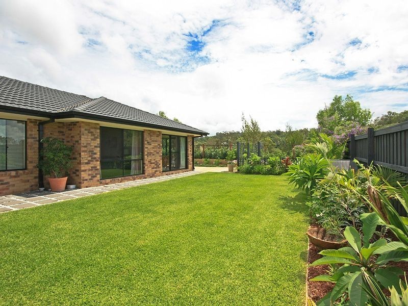 6 Greenleaf St, Upper Coomera QLD 4209