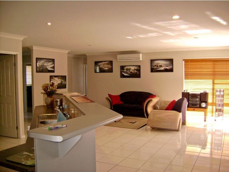 10 Lynbrook Ave, Ormeau QLD 4208