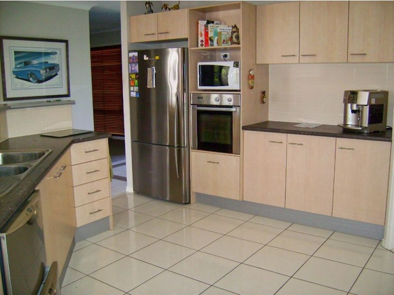 10 Lynbrook Ave, Ormeau QLD 4208