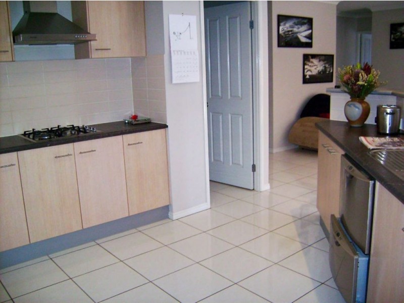 10 Lynbrook Ave, Ormeau QLD 4208