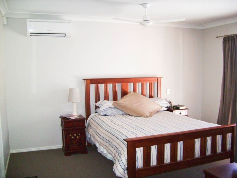 10 Lynbrook Ave, Ormeau QLD 4208