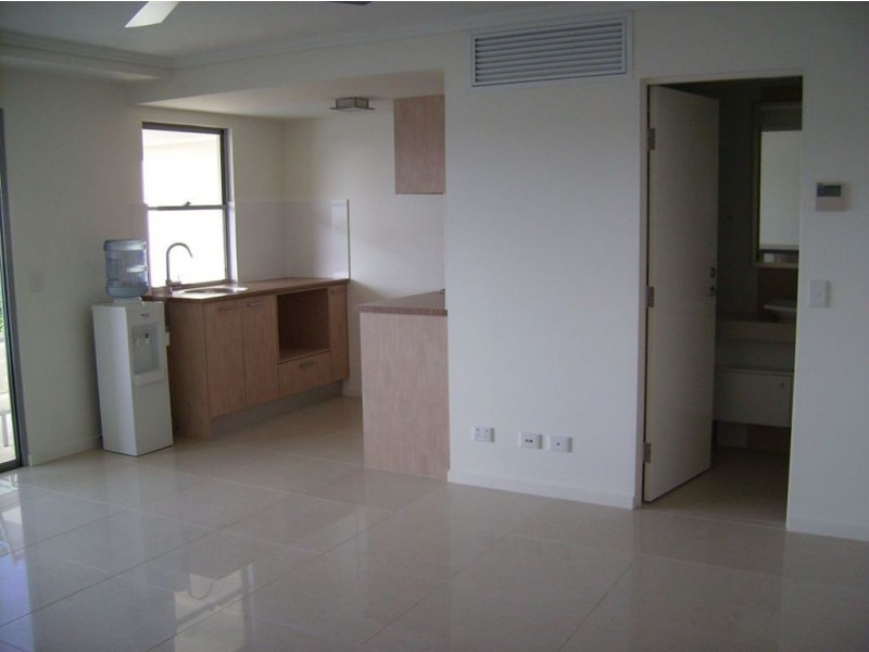 2/56 John Lund Drive, Hope Island QLD 4212