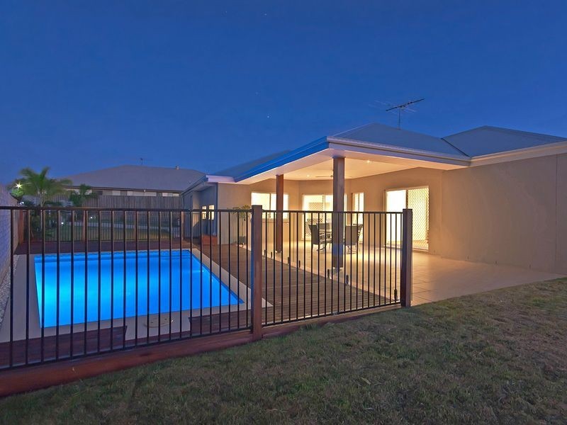 7 Rosabrook Cr, Ormeau QLD 4208