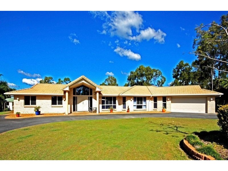 8 Metcalf Crt, Ormeau QLD 4208