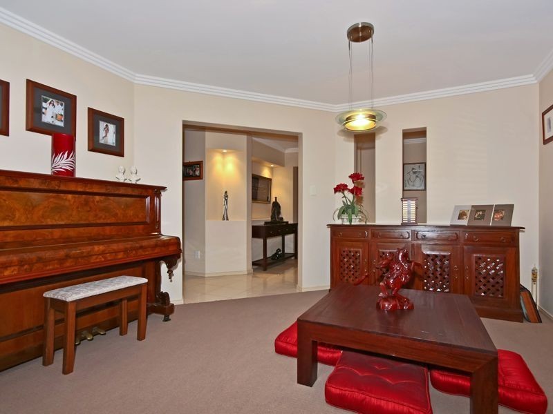 3 Emmaville Cr, Ormeau QLD 4208