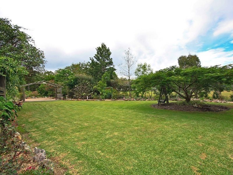 30-32 Alto Tce, Yatala QLD 4207