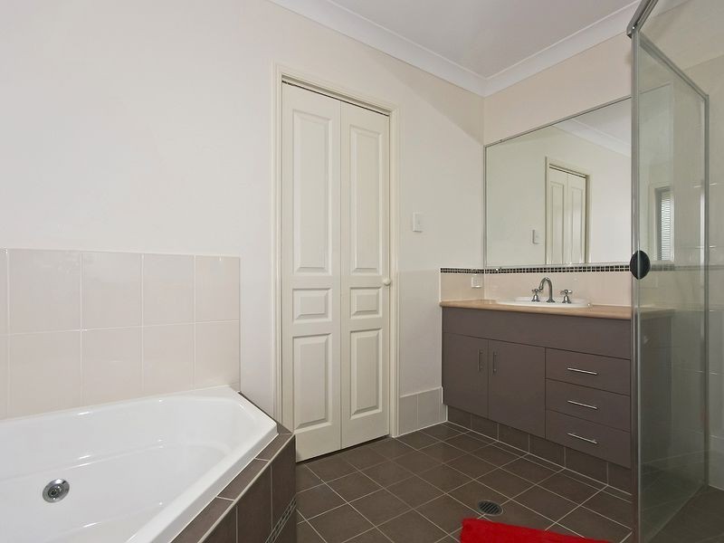 27 Jondaryan Street, Ormeau QLD 4208