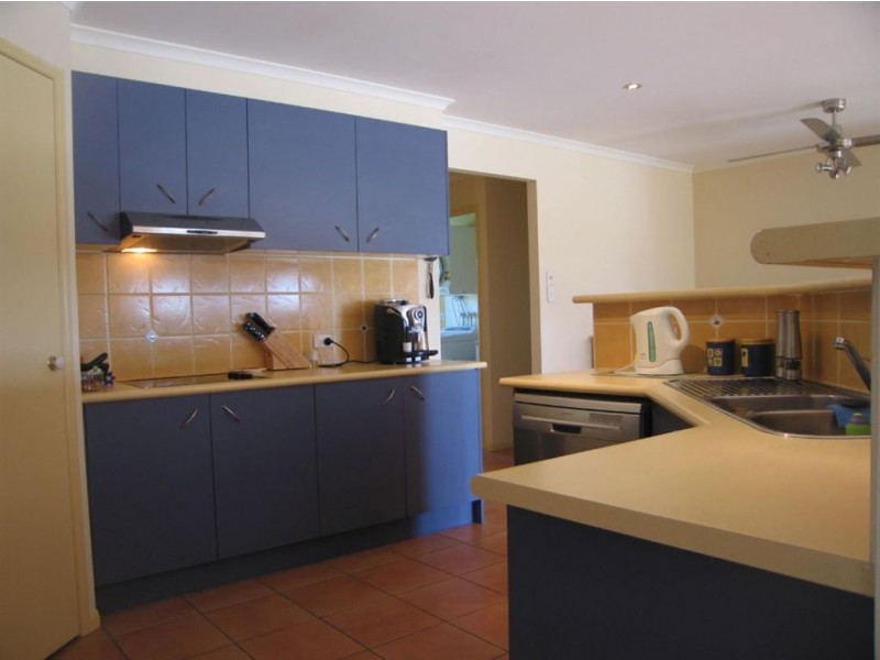 6-8 Kismet Ct, Yatala QLD 4207