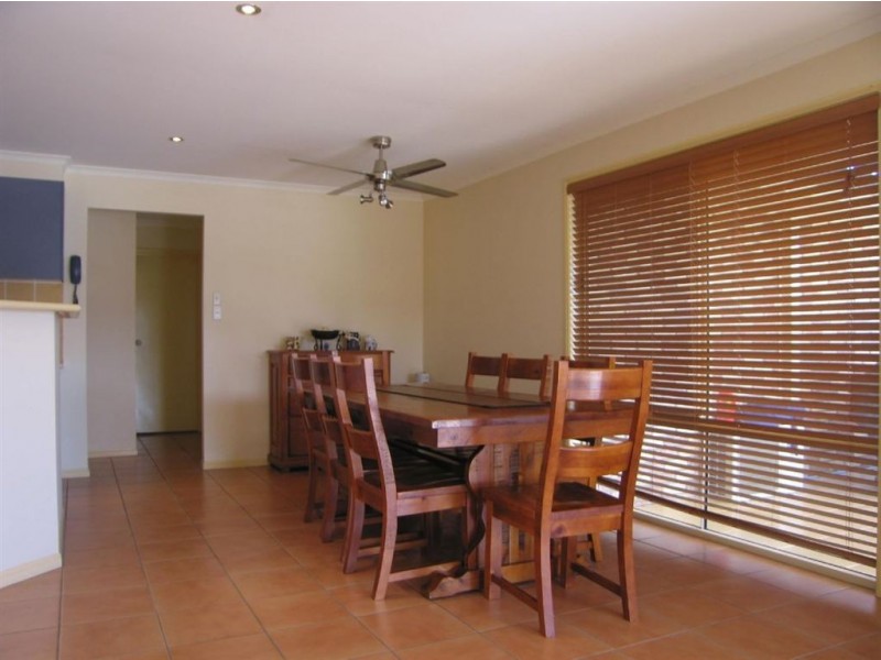 6-8 Kismet Ct, Yatala QLD 4207