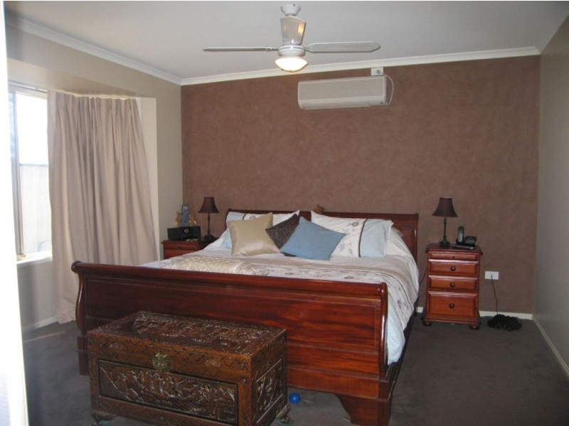 6-8 Kismet Ct, Yatala QLD 4207