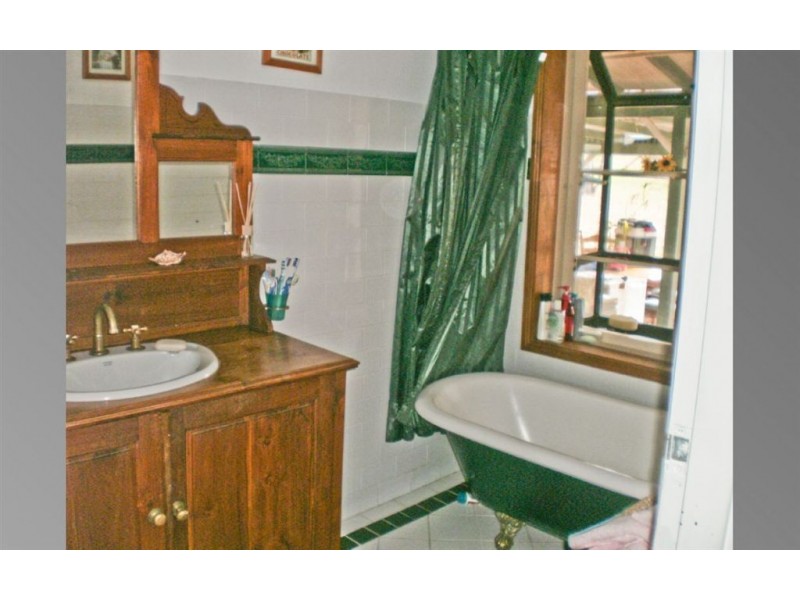 435 Greensward Road, Tamborine QLD 4270