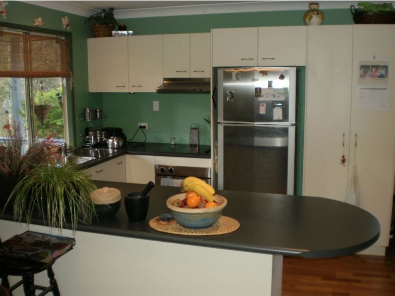 9 Kestrel Ct, Tamborine QLD 4270