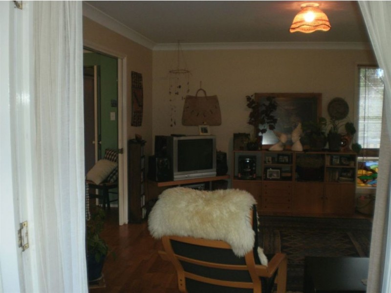 9 Kestrel Ct, Tamborine QLD 4270