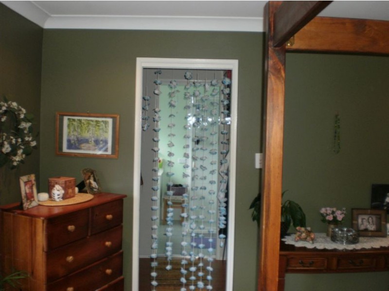 9 Kestrel Ct, Tamborine QLD 4270