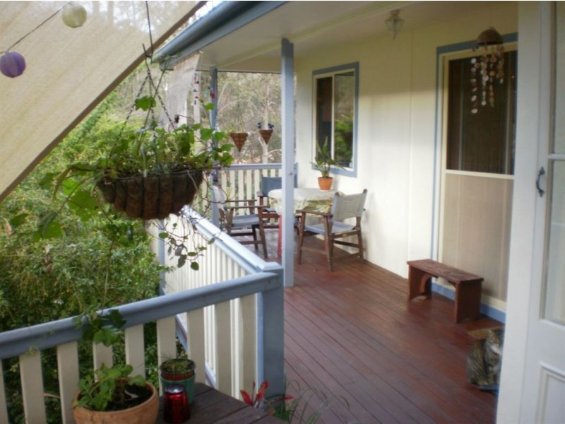 9 Kestrel Ct, Tamborine QLD 4270