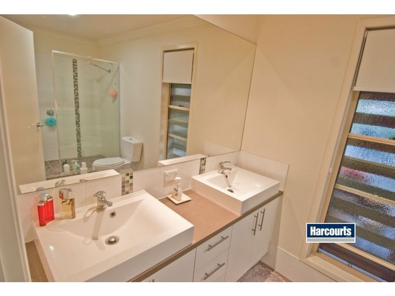13 Jacobs Ridge Rd, Ormeau QLD 4208