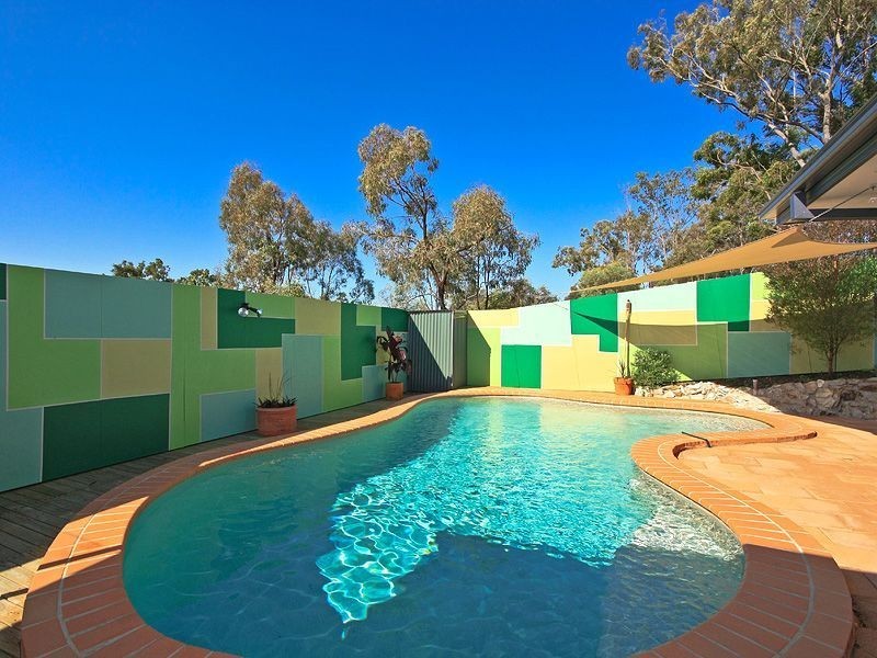 18 Yarwood Crescent, Ormeau QLD 4208