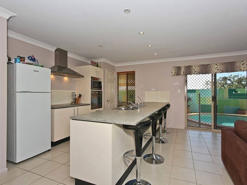 18 Yarwood Crescent, Ormeau QLD 4208