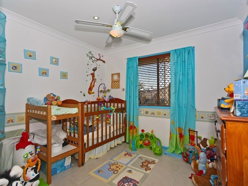 18 Yarwood Crescent, Ormeau QLD 4208