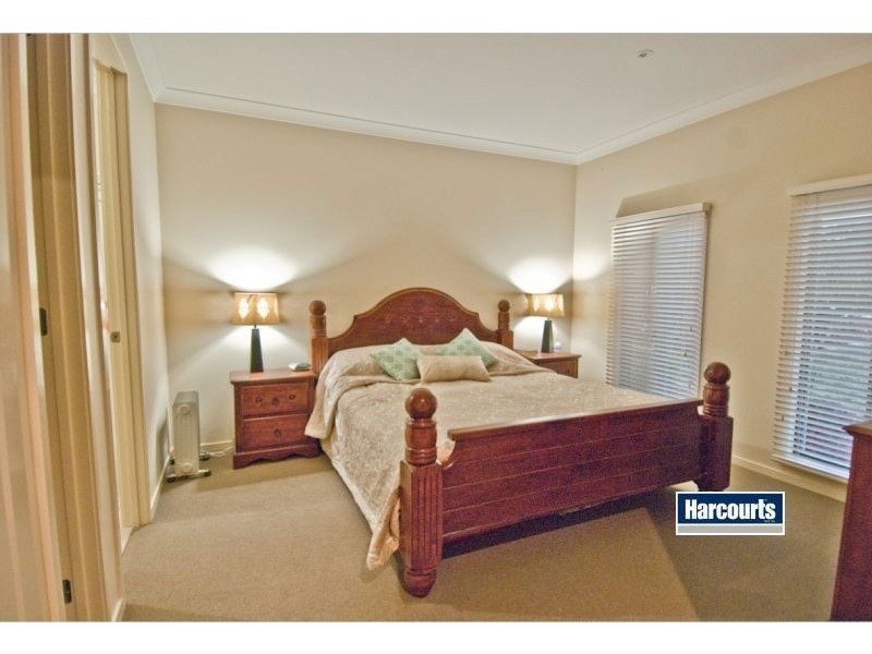 40 Lauradale Crescent, Ormeau QLD 4208