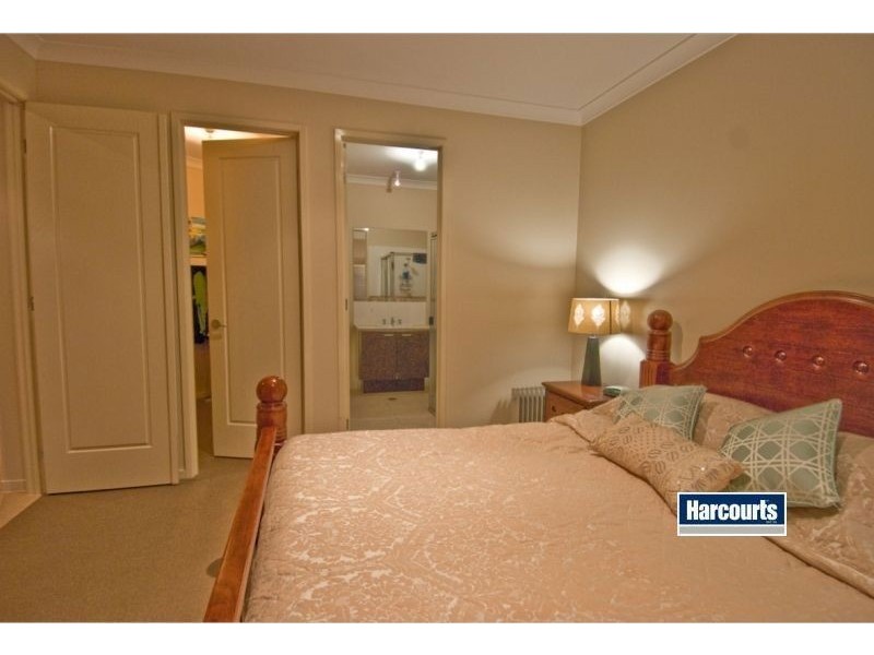 40 Lauradale Crescent, Ormeau QLD 4208