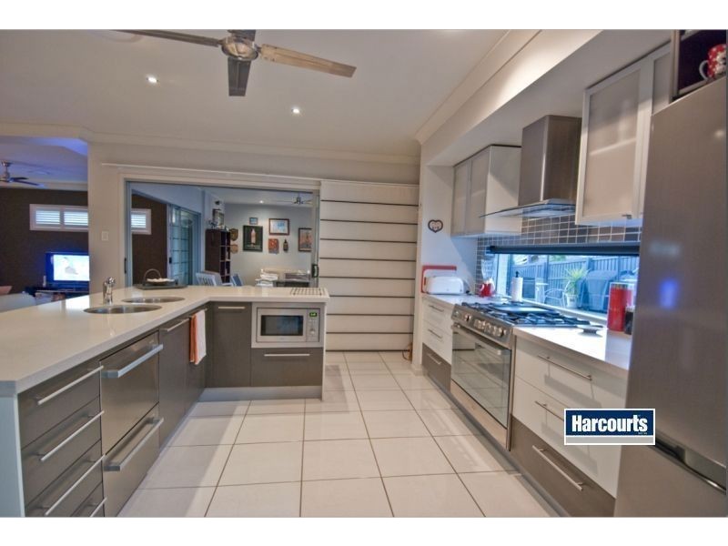 20 Lauradale Crescent, Ormeau QLD 4208