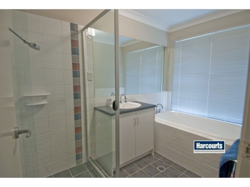 25 Lucas Crescent, Ormeau QLD 4208