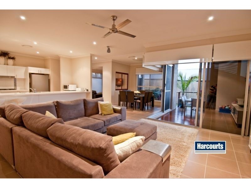 44 Lauradale Cres, Ormeau QLD 4208