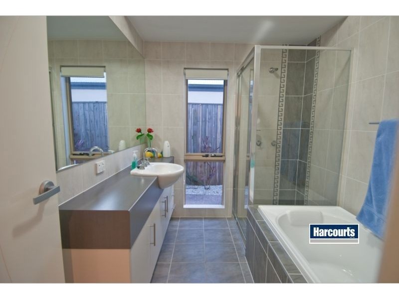 30 Maidenwell Road, Ormeau QLD 4208