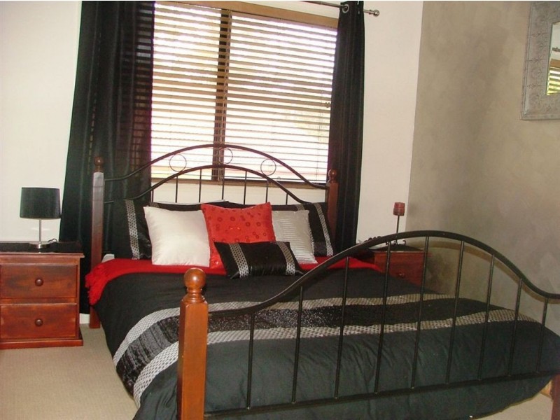 15 Lagovista Tce, Bahrs Scrub QLD 4207