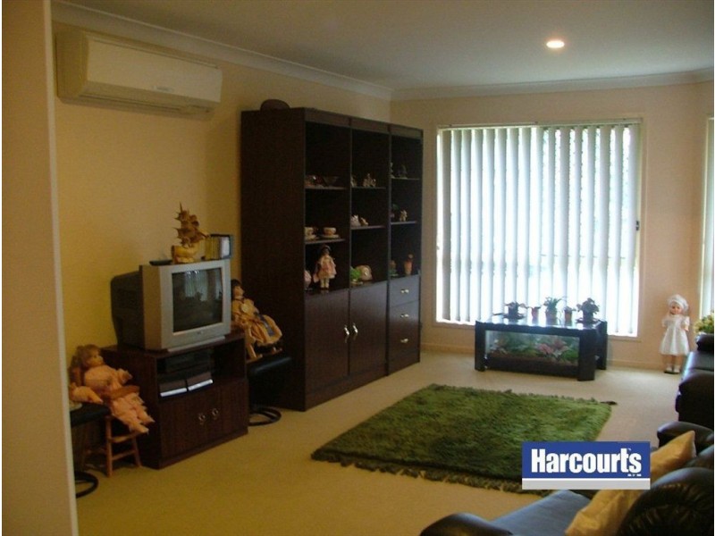 69 Gawain Drive, Ormeau QLD 4208