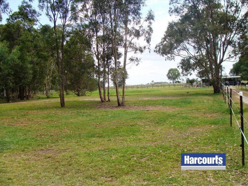 18 Faciles Road, Alberton QLD 4207